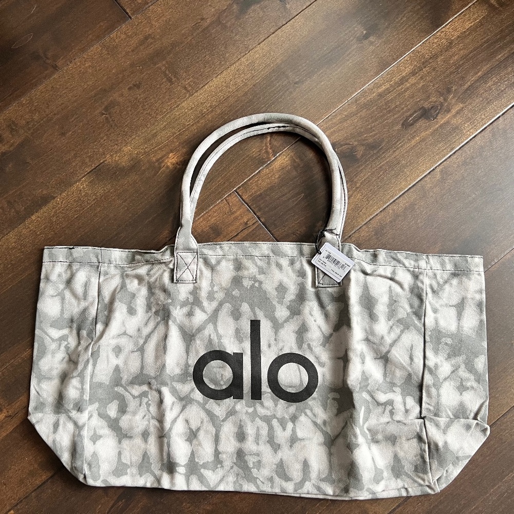 NEW ALO yoga tote bag